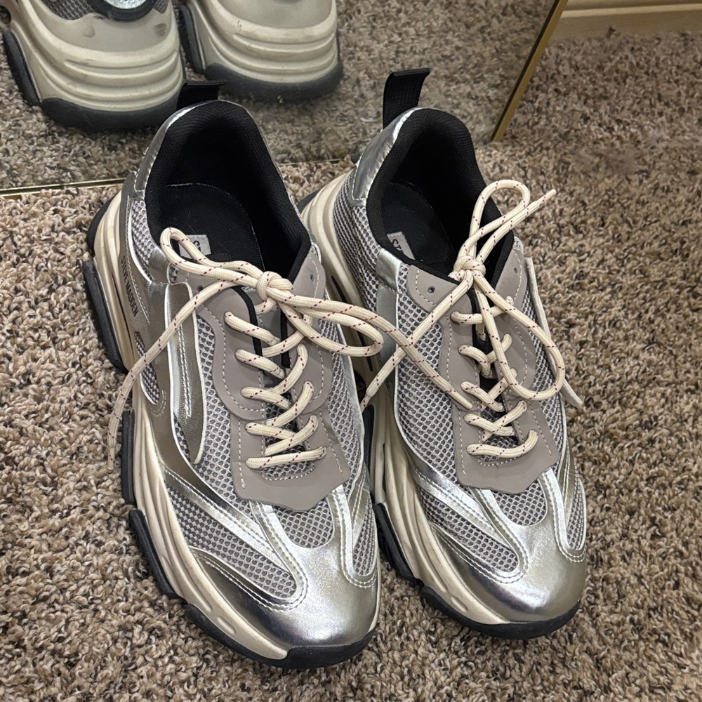 Steve Madden Silver and Gray Chunky Sneakers